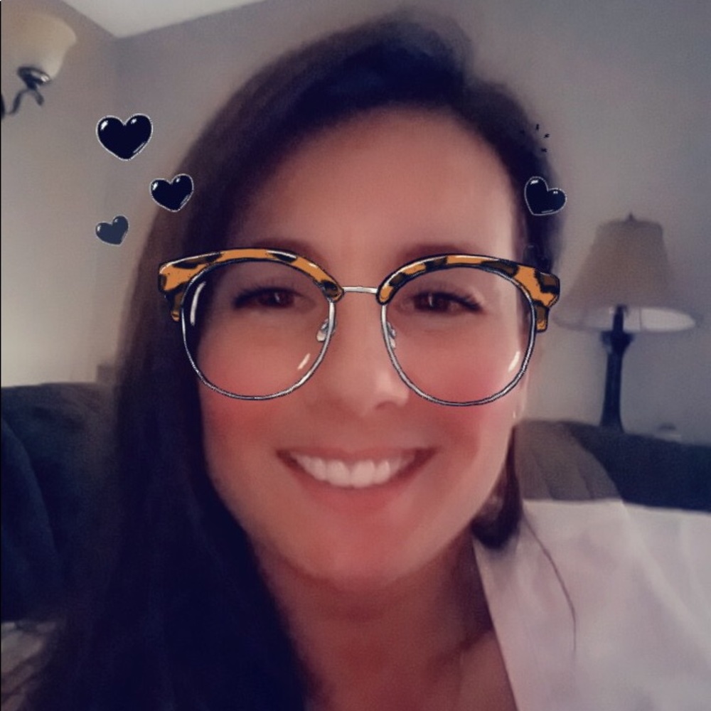 Meet your Posher, Stephanie